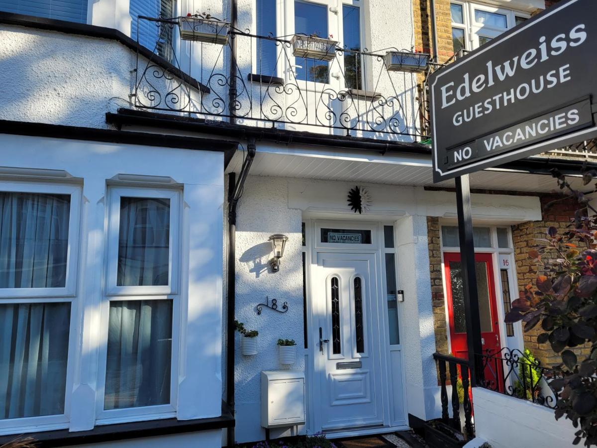 Edelweiss Guest House Сътън он Сий Екстериор снимка